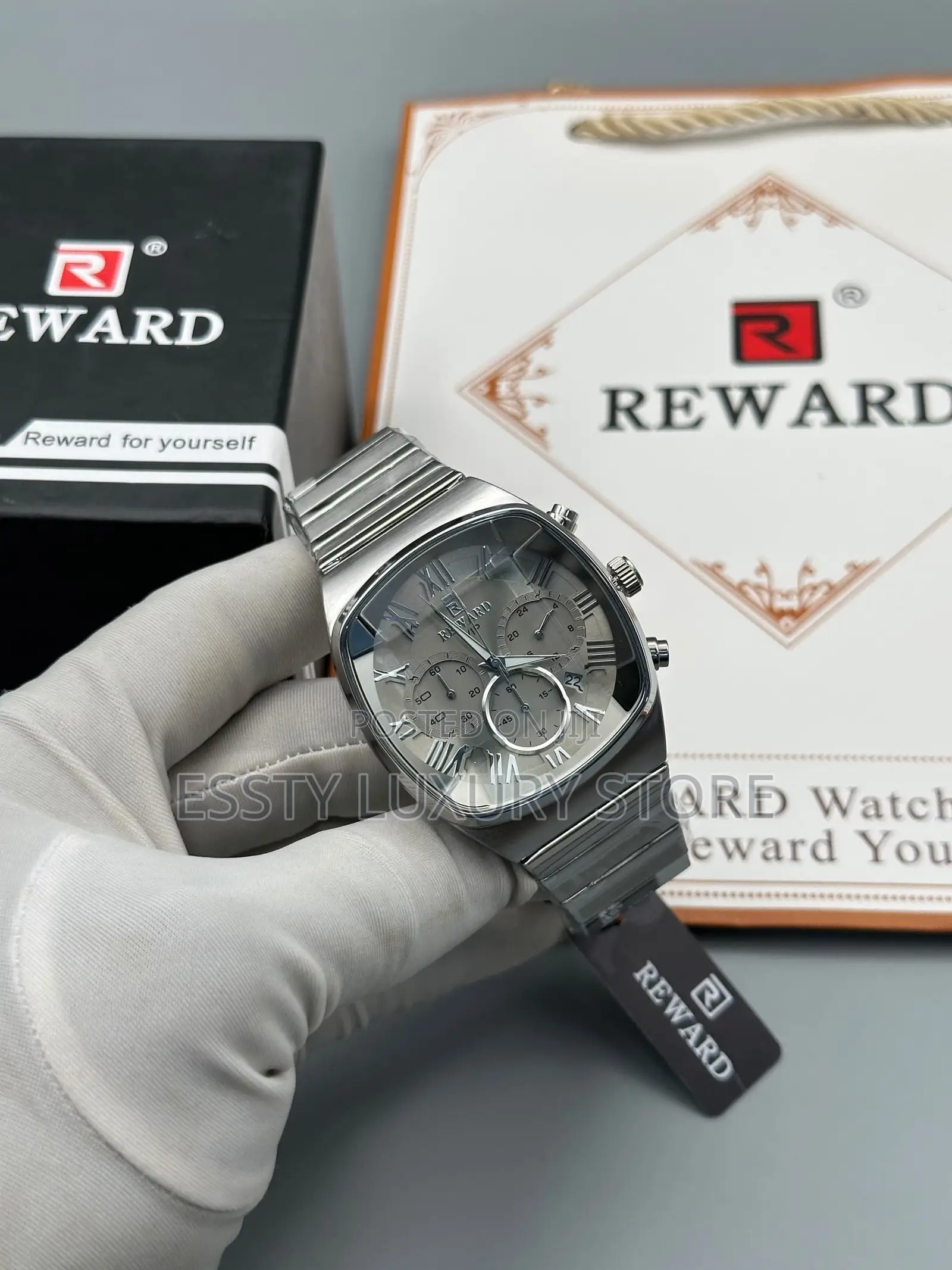 High Quality Luxury Reward Men Wristwatch