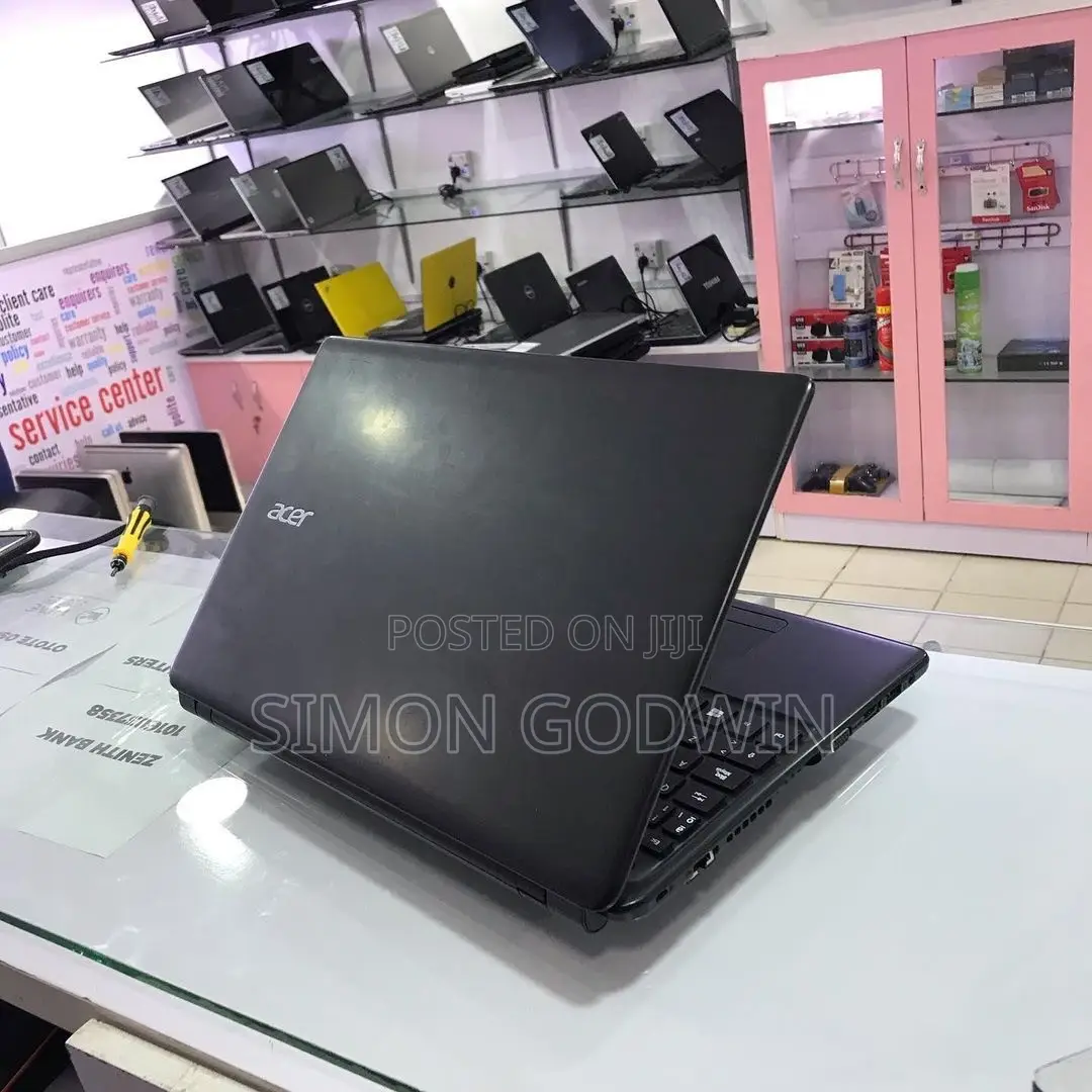 Laptop Acer Aspire 3 4GB Intel Core i3 HDD+SSD 320GB
