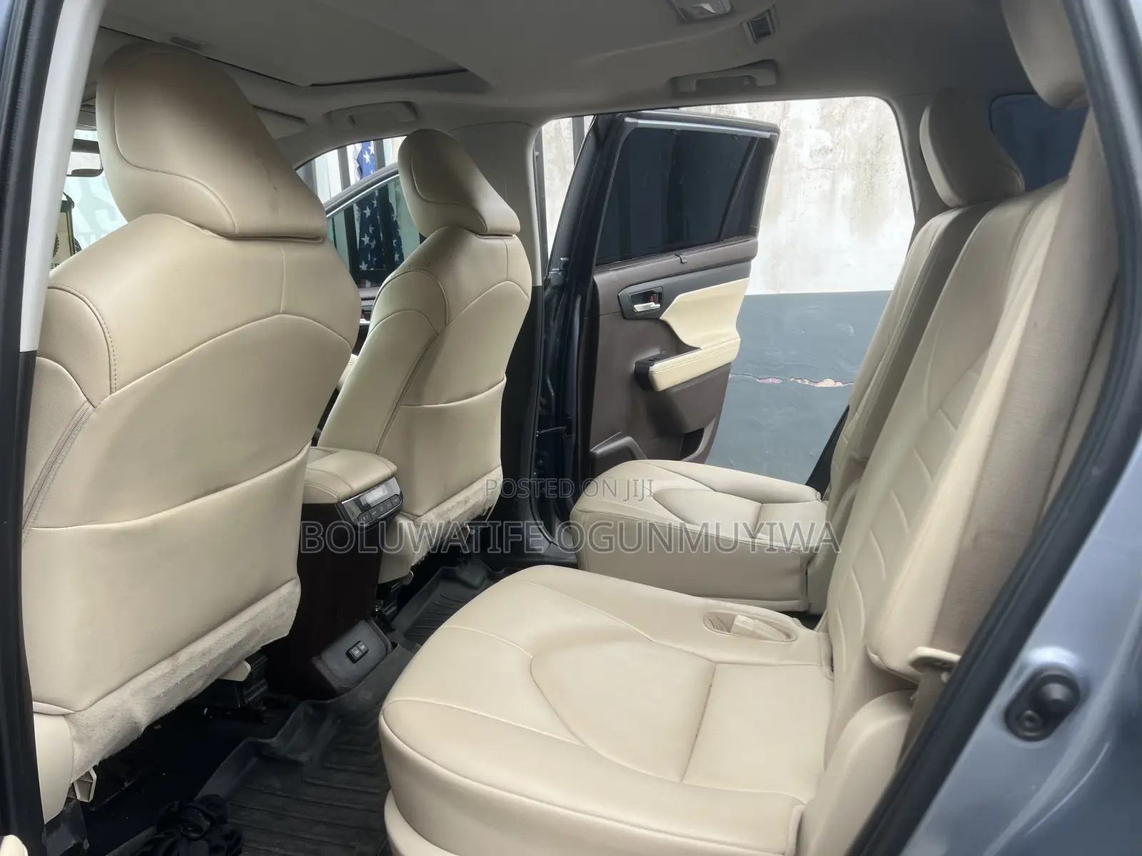 Toyota Highlander XLE 2022 Blue