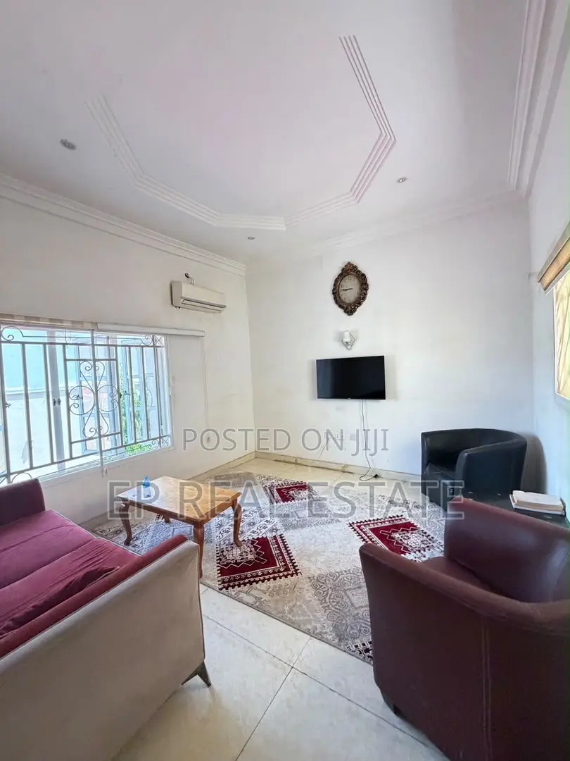4bdrm Duplex in Guzape District for sale