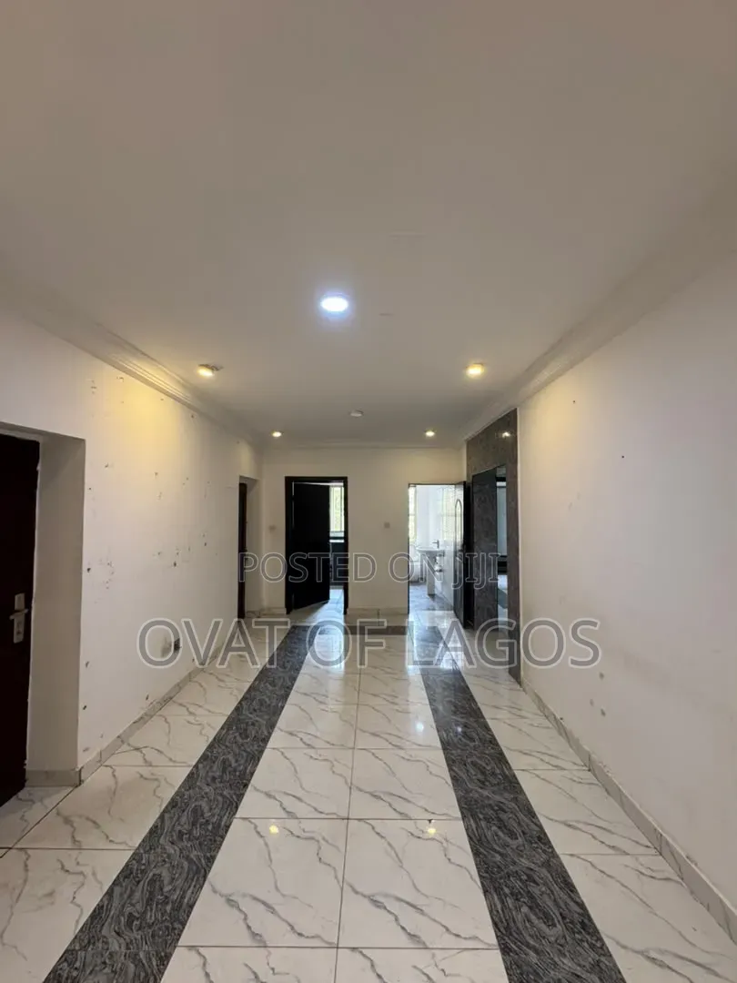 2bdrm Apartment in Osapa london for rent