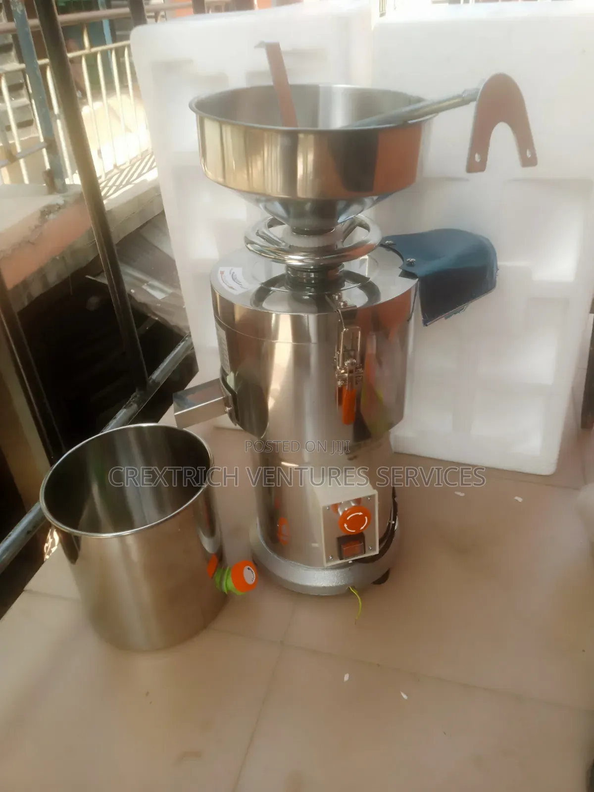 Tiger Nut/ Soya Beans Juice Extractor Machine