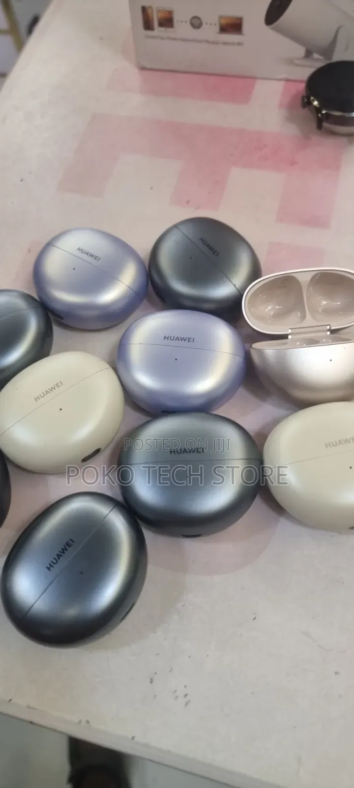 New/Nobox Huawei Freeclip Premium Earbuds