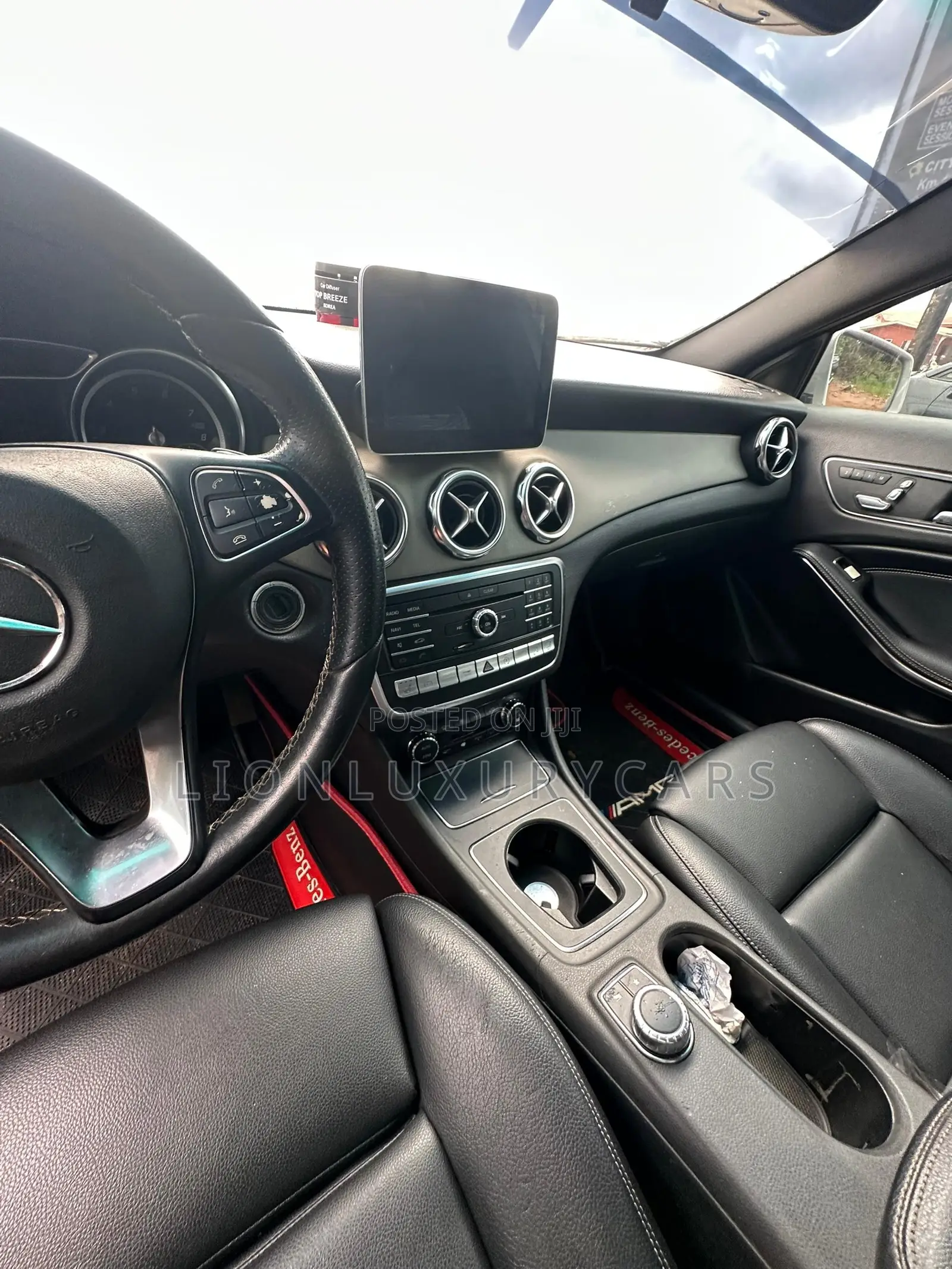 Mercedes-Benz GLA-Class 2019 Silver