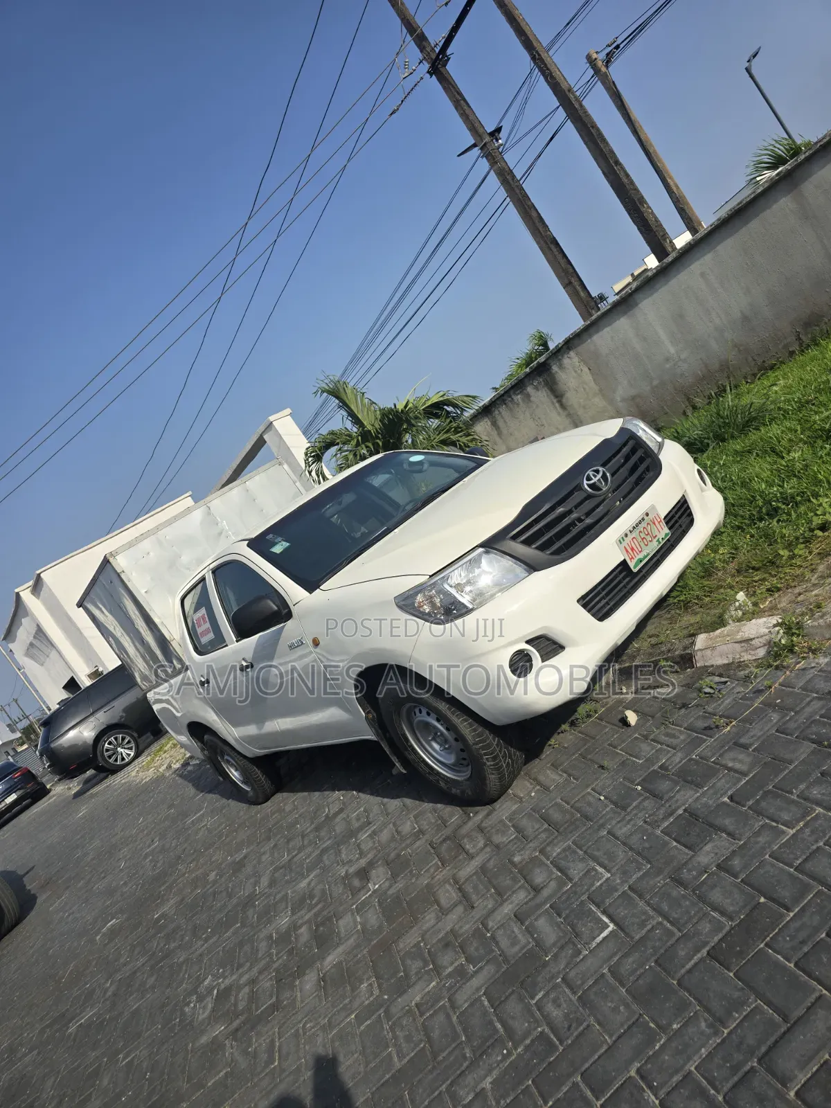 Toyota Hilux 2010 White