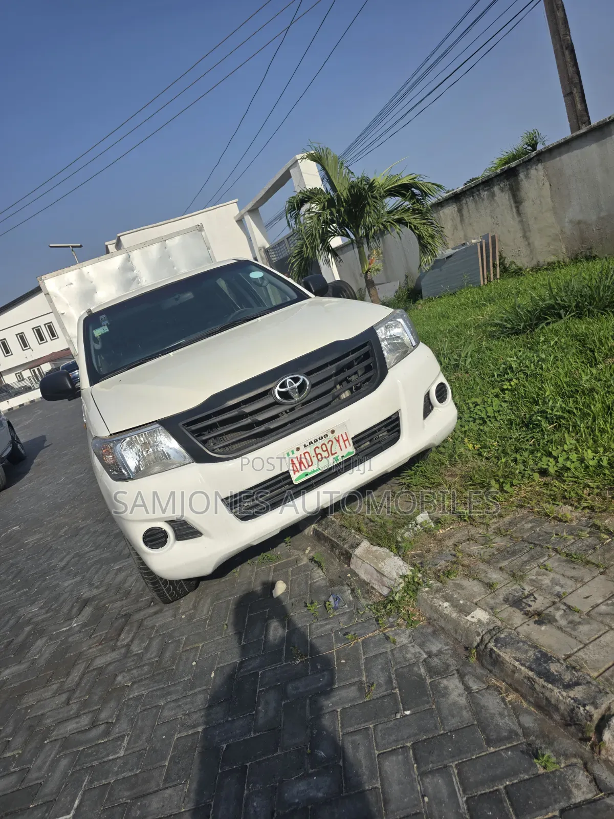 Toyota Hilux 2010 White