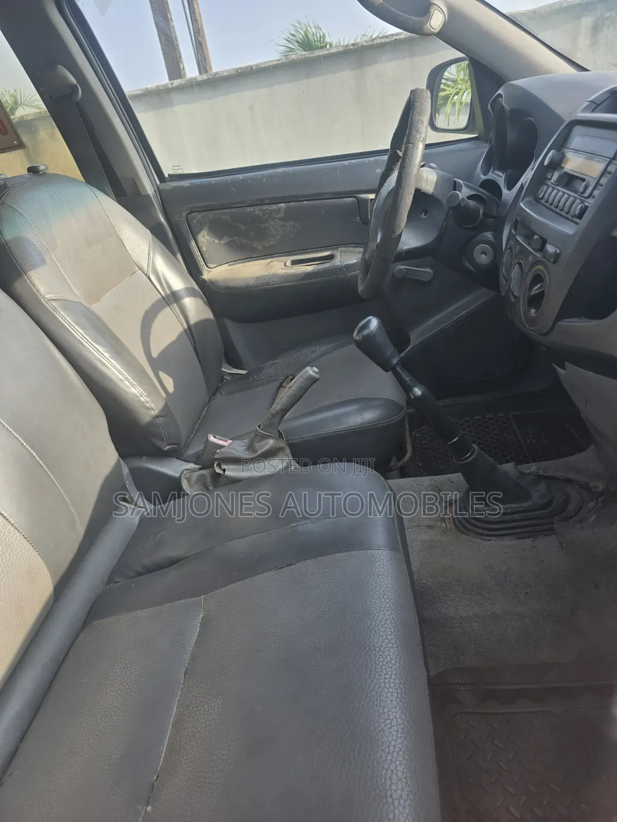 Toyota Hilux 2010 White
