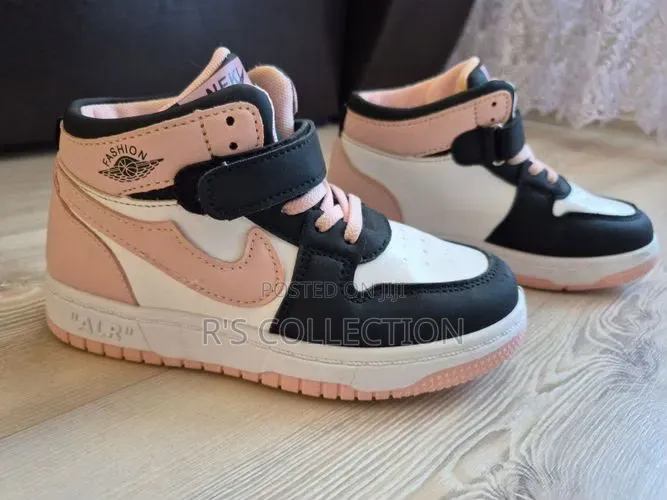 High Quality Children's Nike Ankle Sneakers