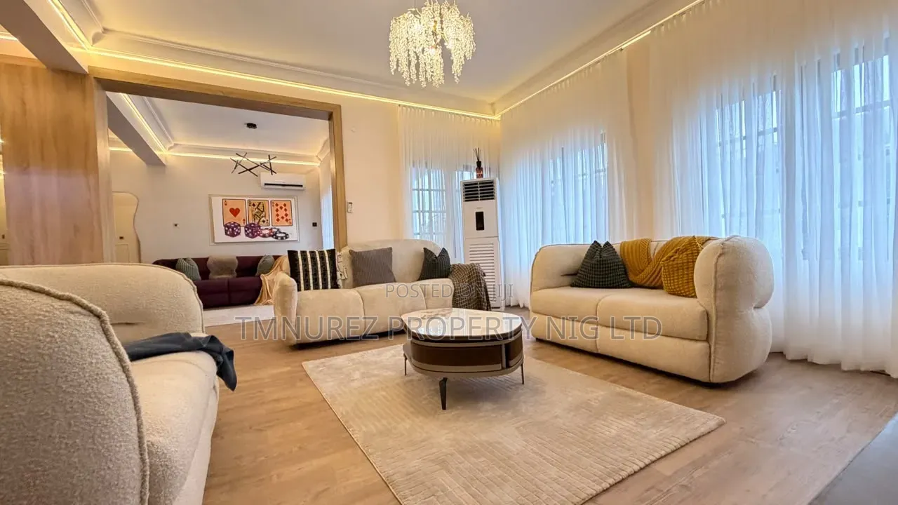 Furnished 3bdrm Apartment in Bourdillon for rent