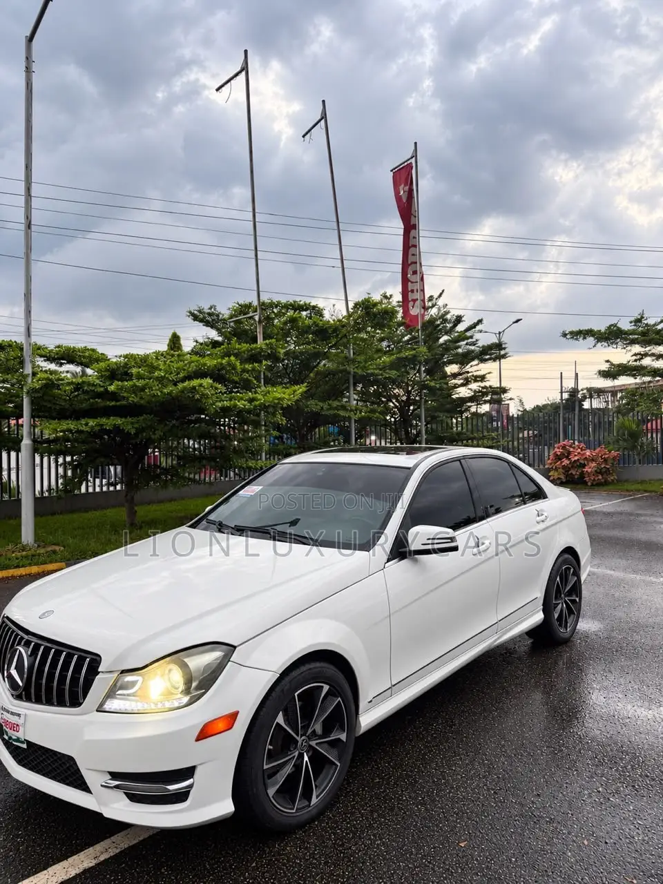 Mercedes-Benz C300 2012 White