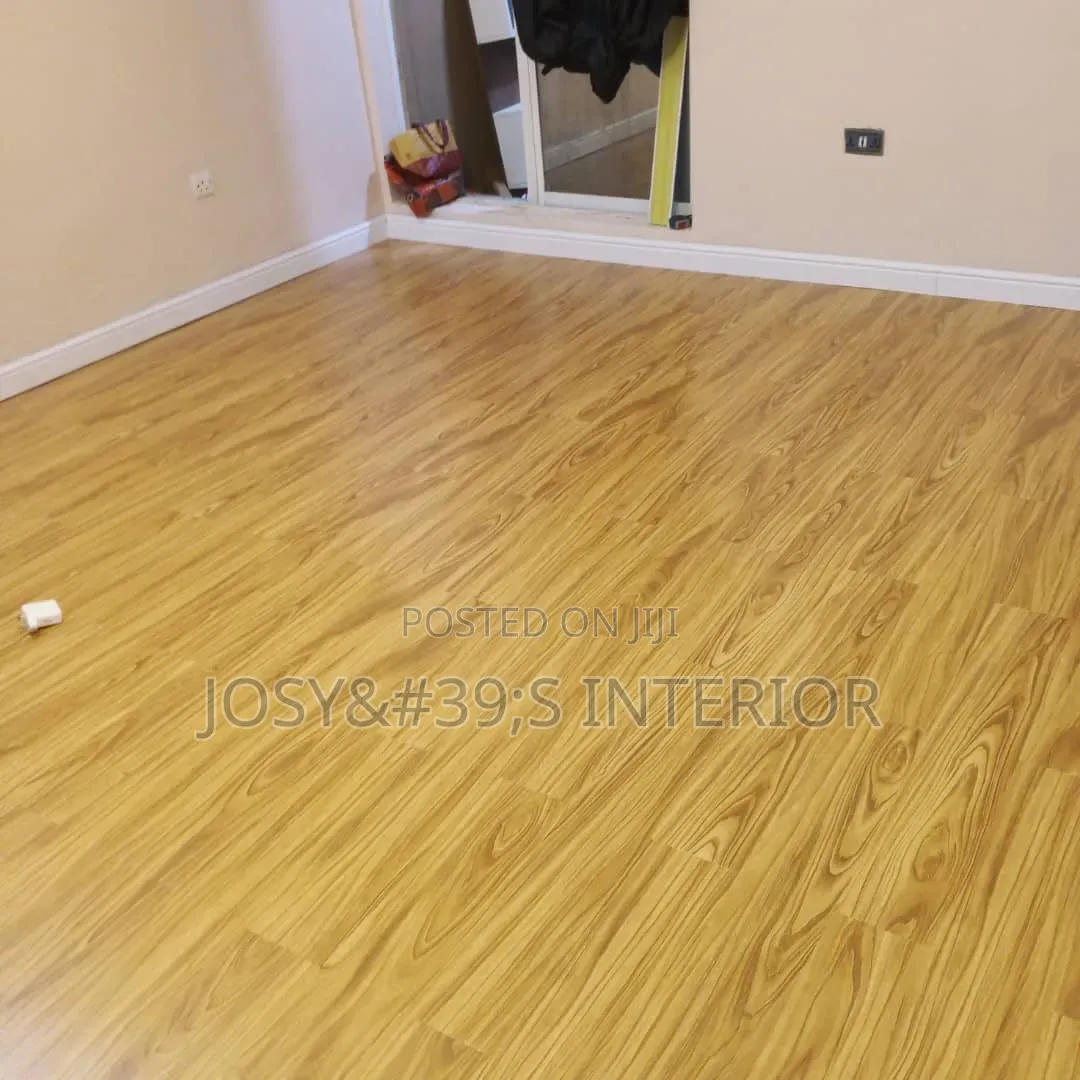 Wooden Flooring Vinyl