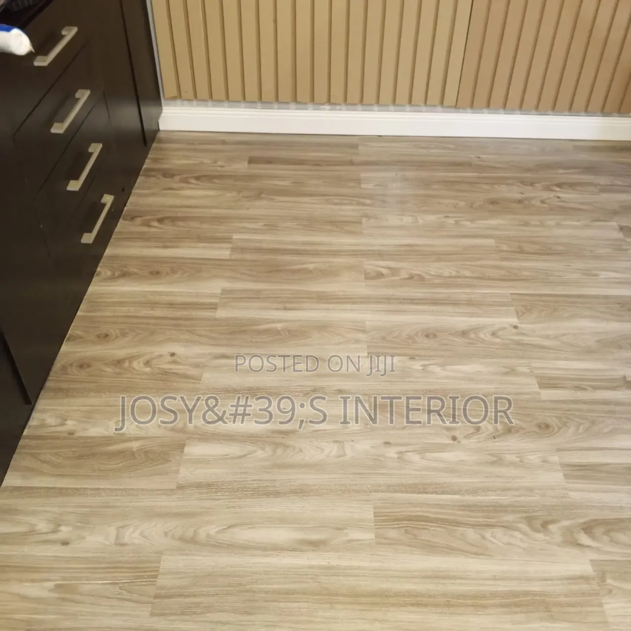 Wooden Flooring Vinyl