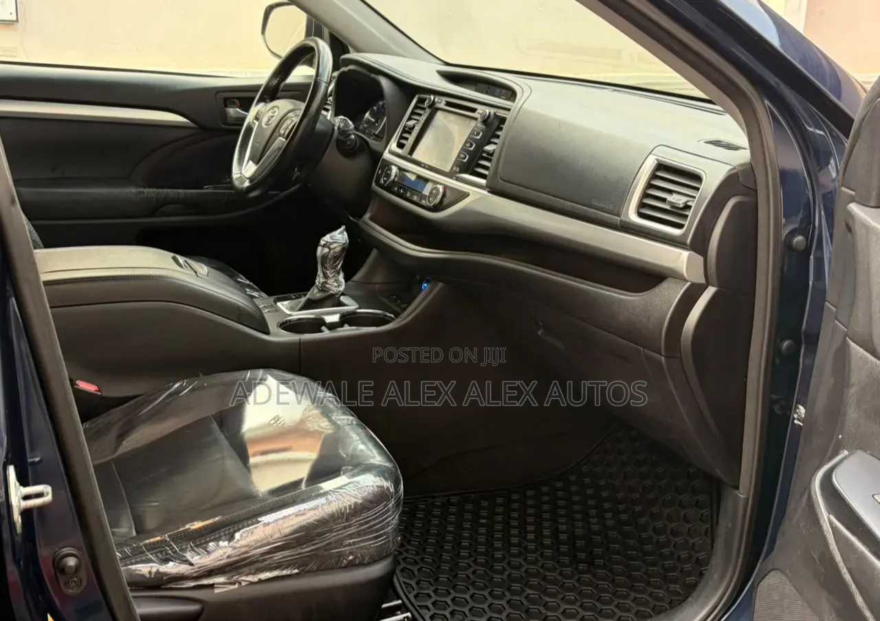 Toyota Highlander 2015 Gray