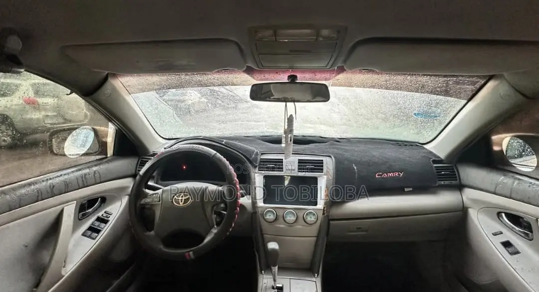 Toyota Camry 2008 Gold