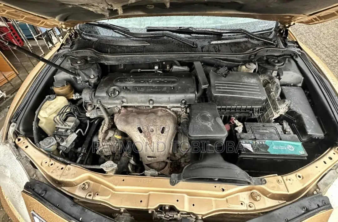 Toyota Camry 2008 Gold