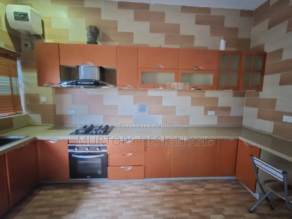 5bdrm Duplex in Agungi for rent