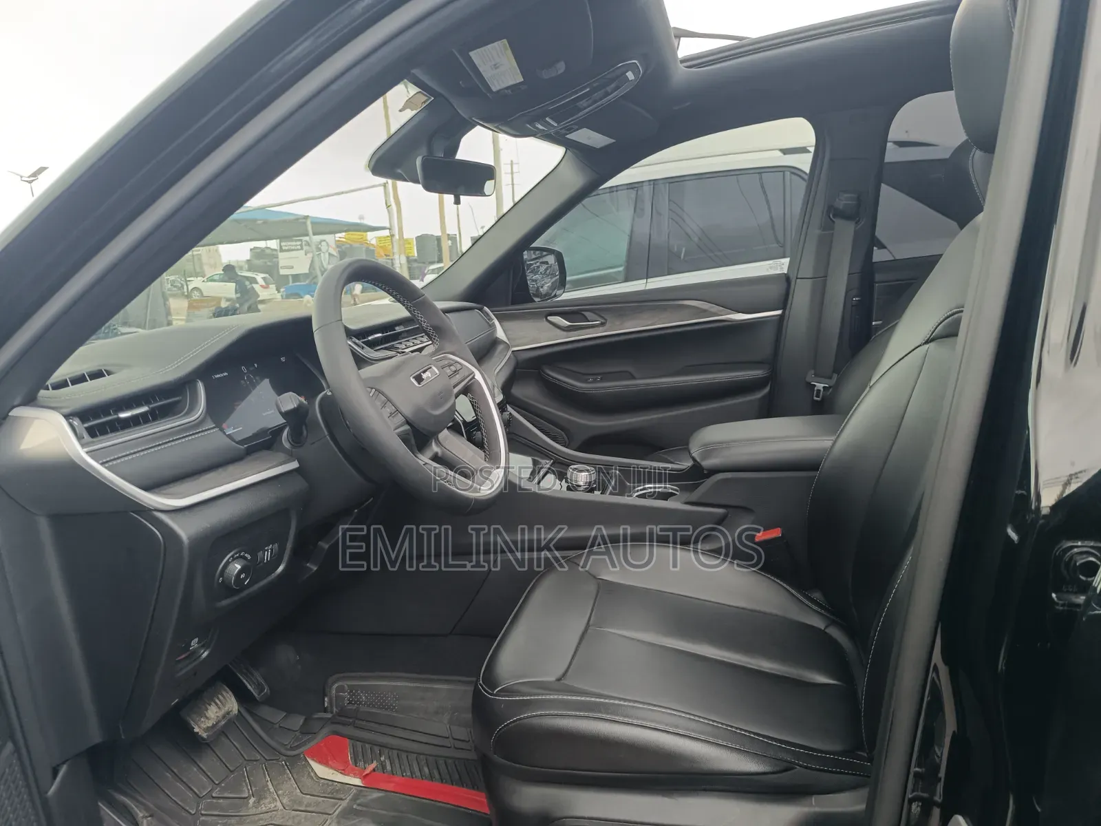 Jeep Grand Cherokee Limited 4x2 2025 Black