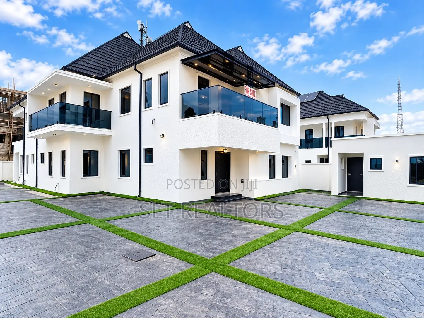 5bdrm Duplex in Oluyole Estate for sale