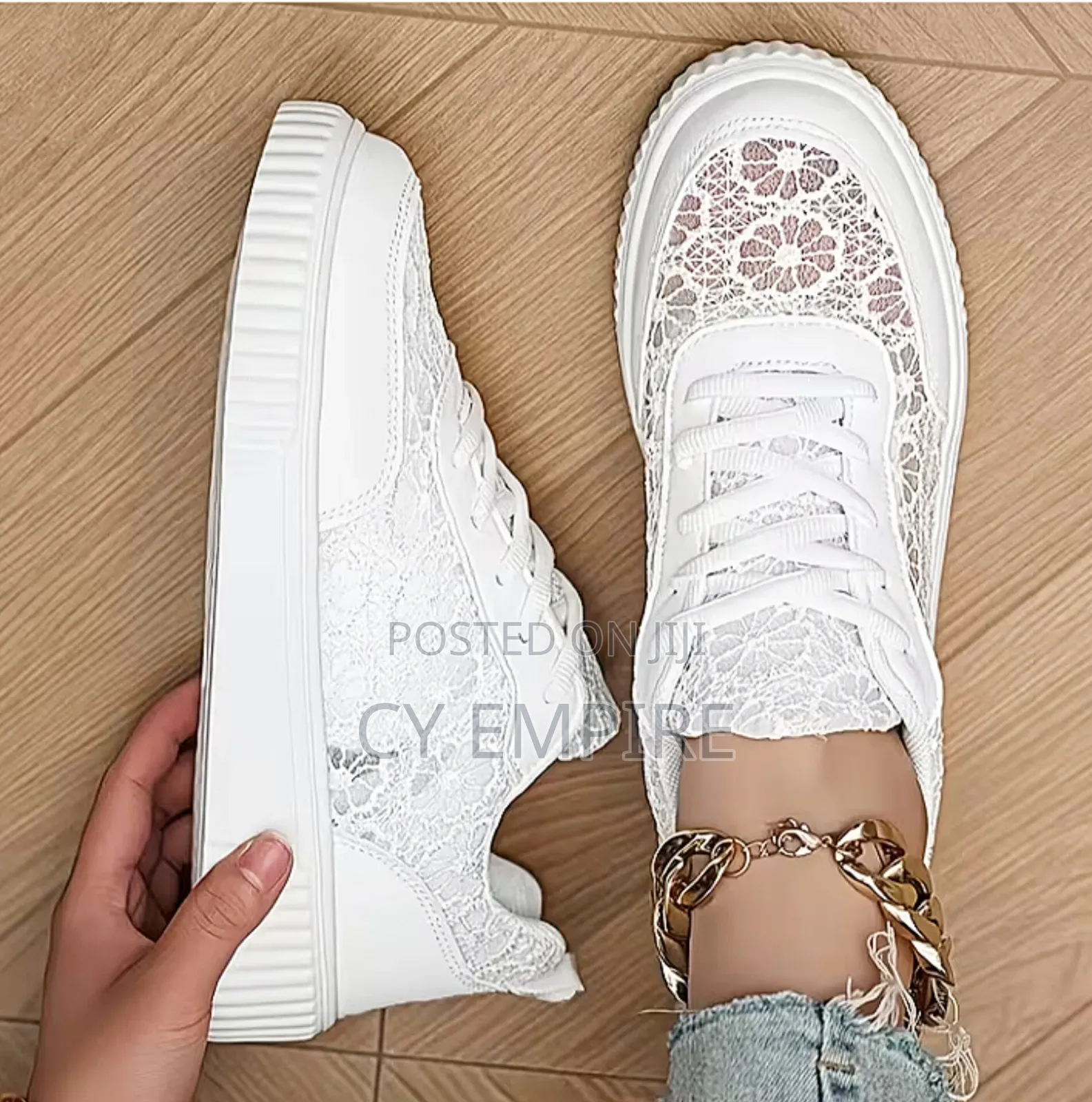 Lace Patterned Sneakers