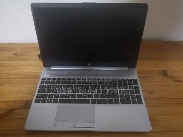 Laptop HP 250 G7 8GB Intel Core i5 SSD 128GB