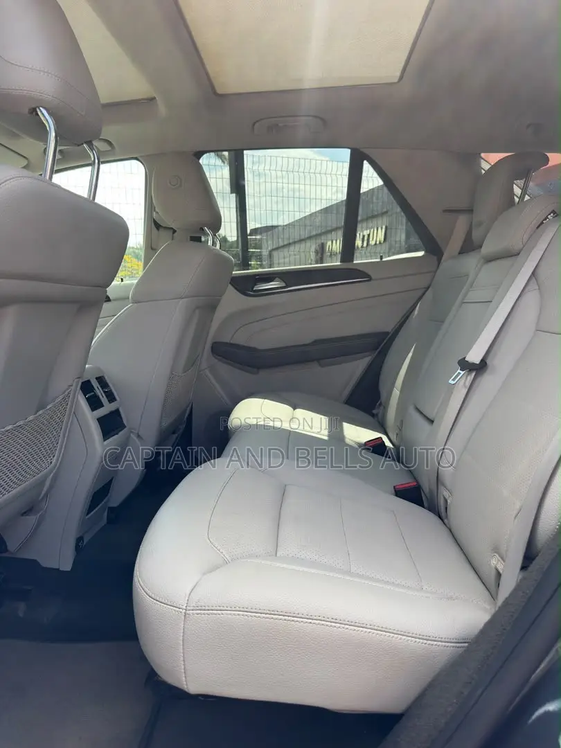 Mercedes-Benz M Class ML350 4dr SUV (3.5L 6cyl 7A) 2015 Gray