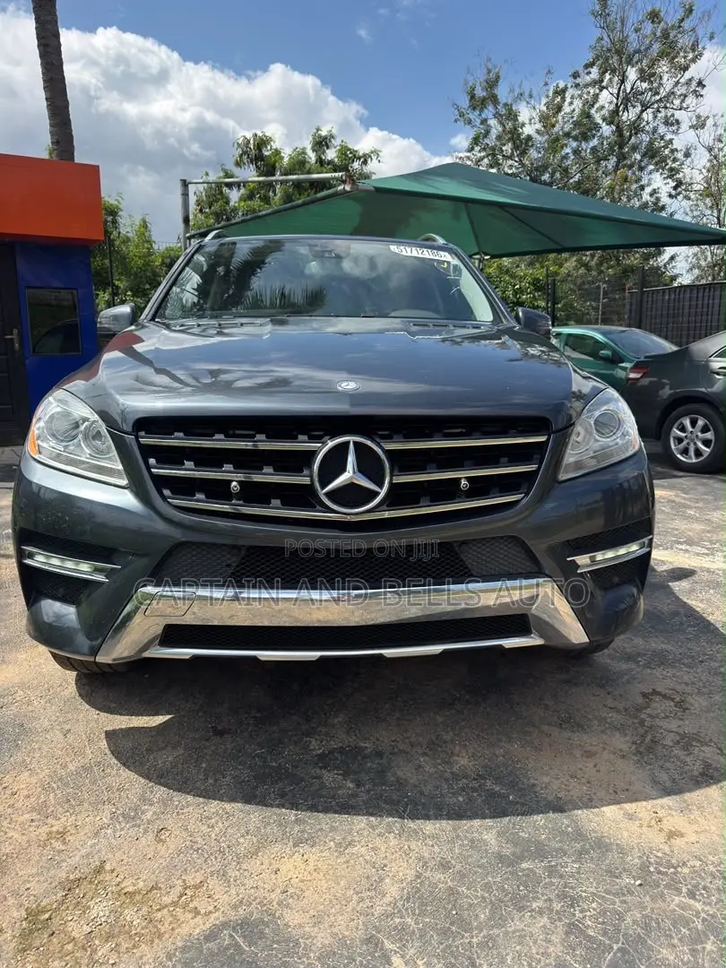 Mercedes-Benz M Class ML350 4dr SUV (3.5L 6cyl 7A) 2015 Gray