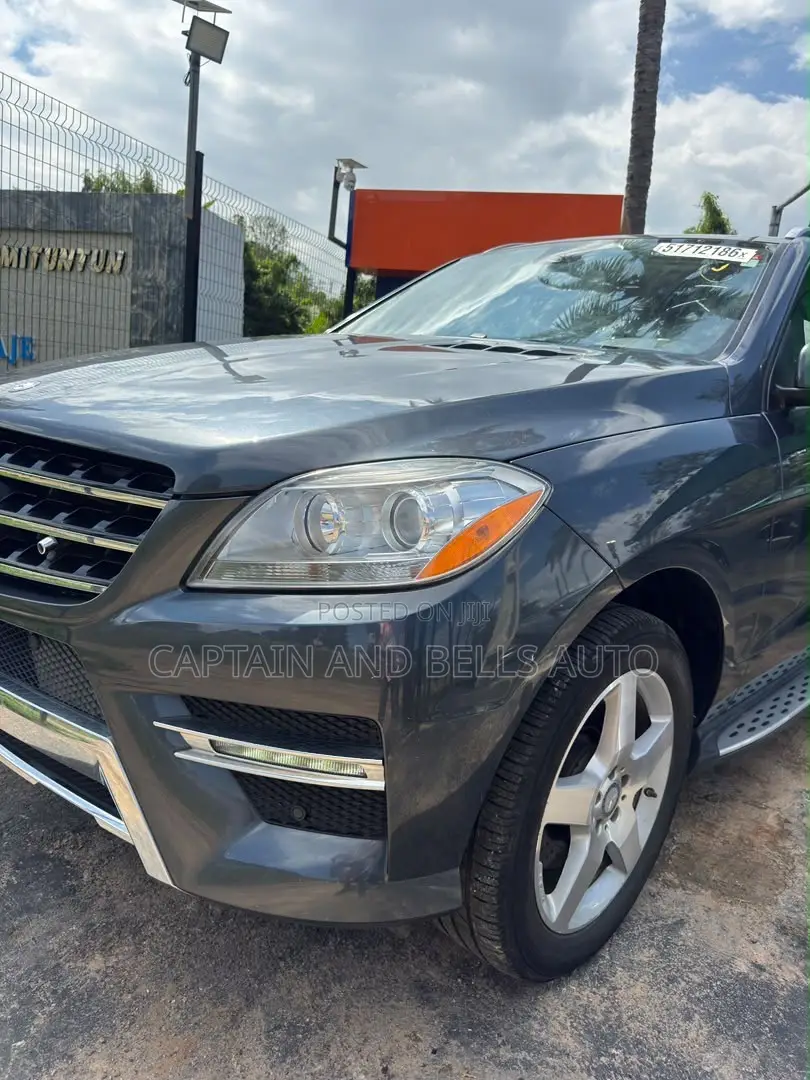 Mercedes-Benz M Class ML350 4dr SUV (3.5L 6cyl 7A) 2015 Gray