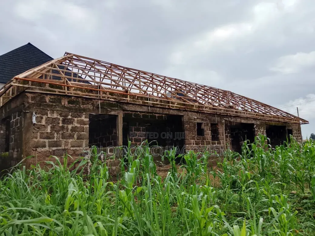 "*Engineer Solomon*: Expert Aluminum Projects for a Leak-Free Homes"