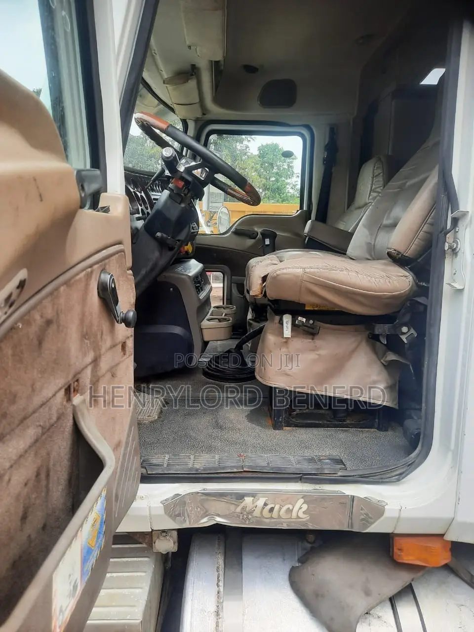 Mack Truck