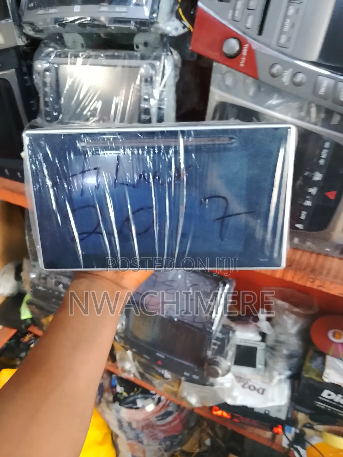 Hilux 2017-2019 Screen Complete