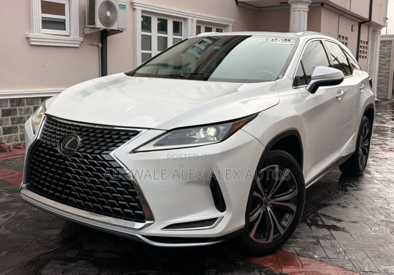 Lexus RX 2021 White
