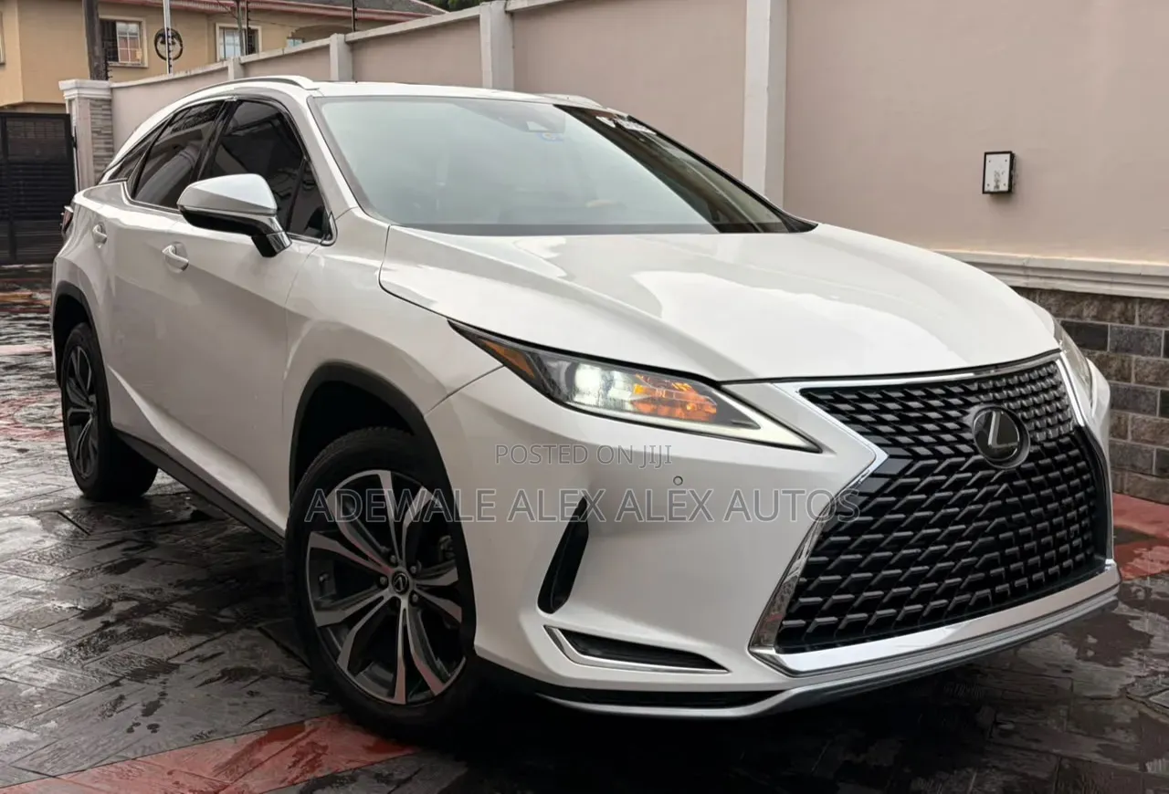 Lexus RX 2021 White