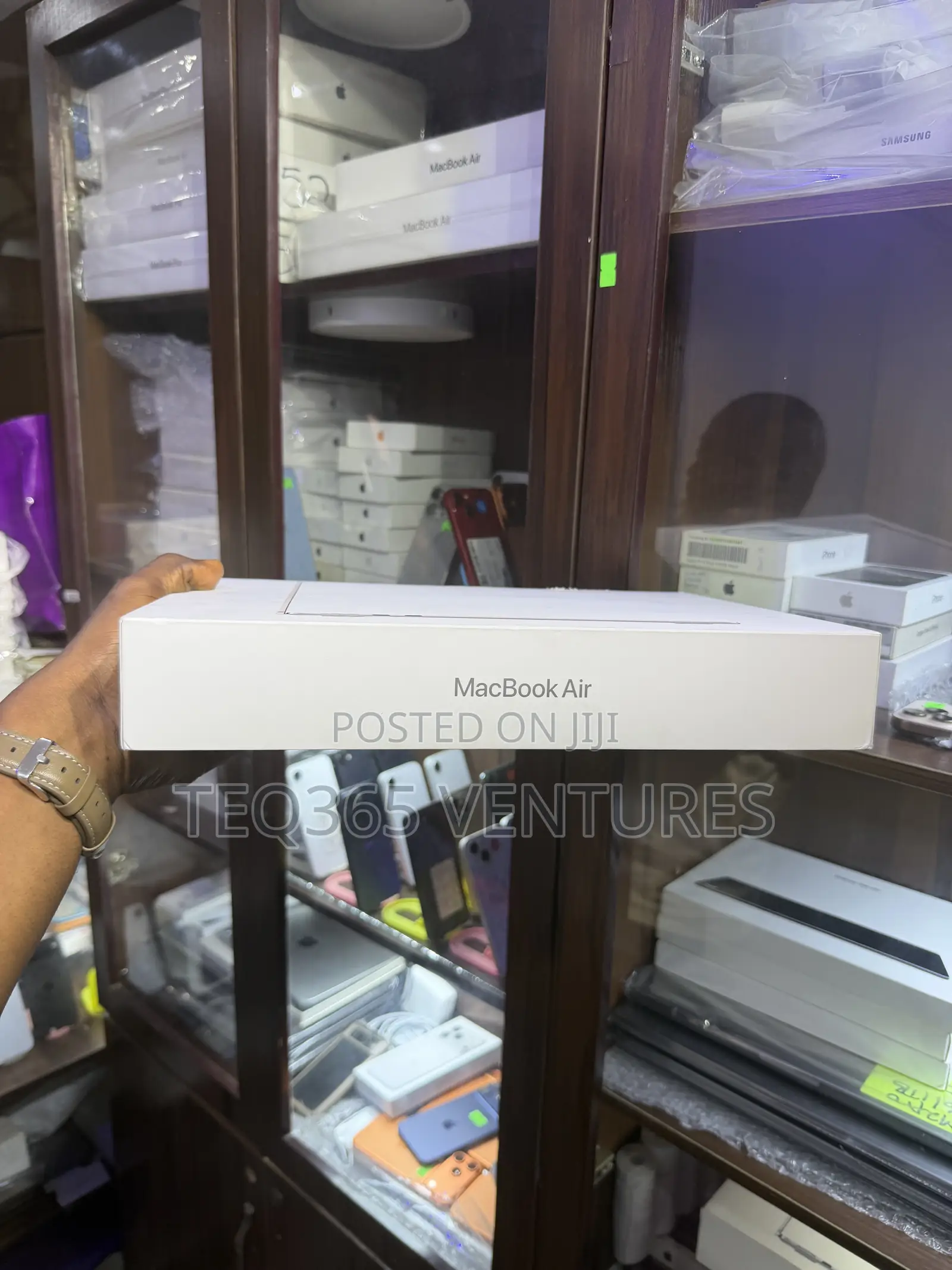 New Laptop Apple MacBook Air 2026 M5 24GB Apple M5 SSD 1T