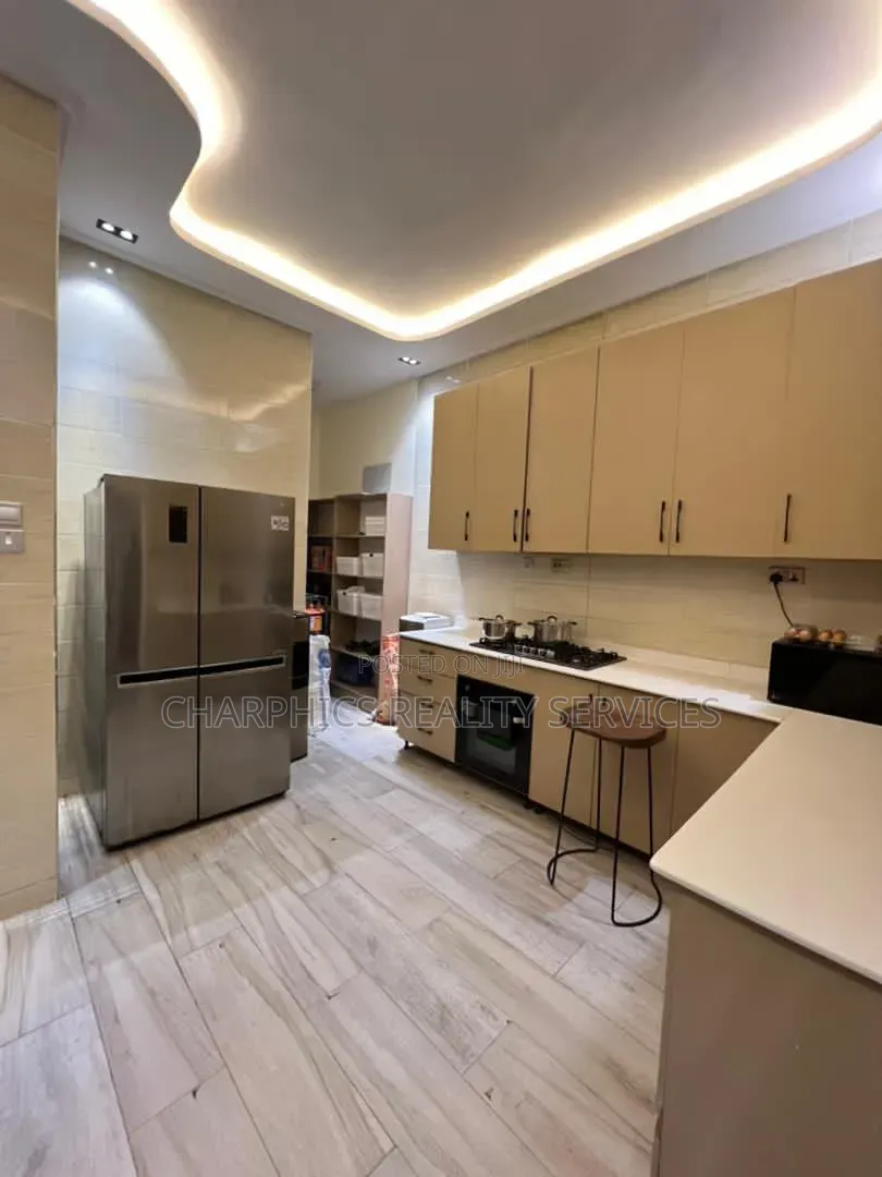 Furnished 3bdrm Apartment in Ikoyi S.W for sale