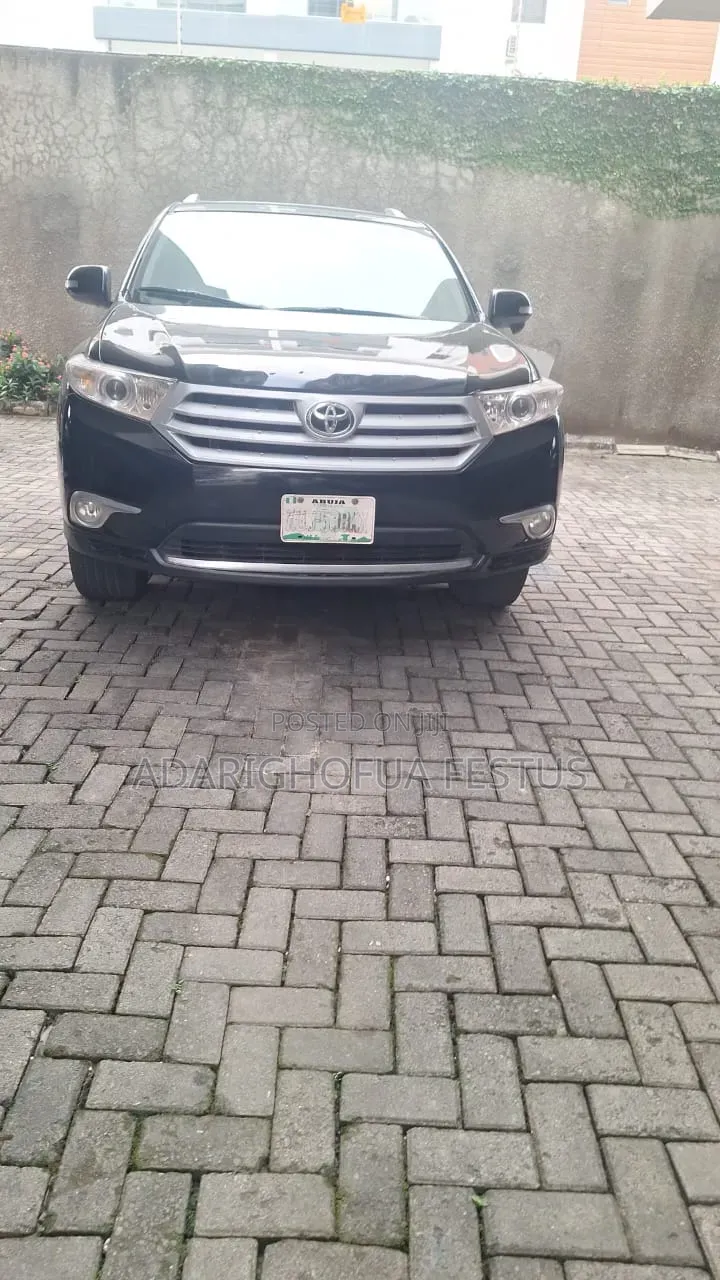 Toyota Highlander 2010 Black