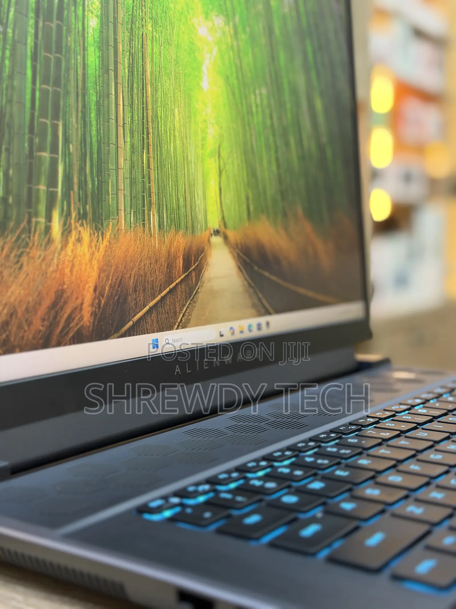 Laptop Alienware M16 R1 16GB Intel Core i7 SSD 1T