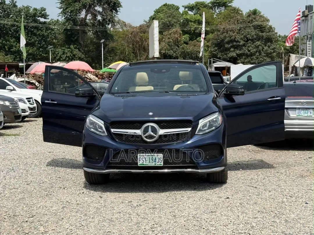 Mercedes-Benz GLE-Class 2017 Blue