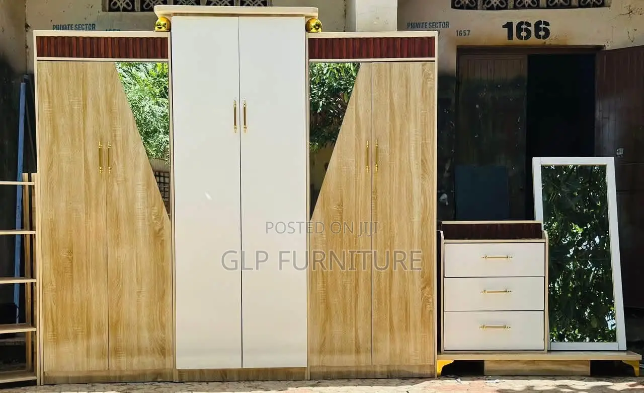 Wardrobe 6 Doors