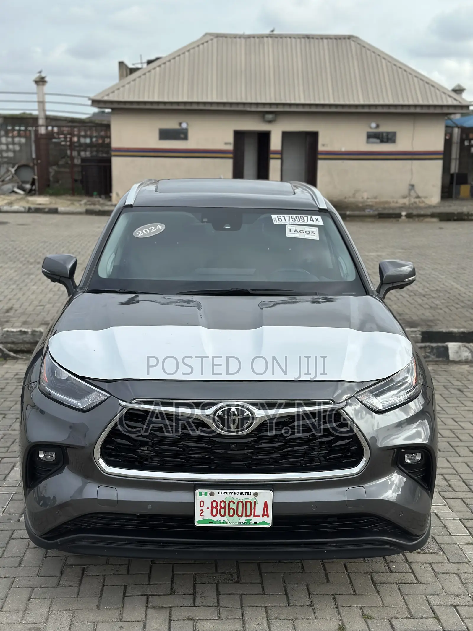Toyota Highlander Limited AWD 2024 Gray