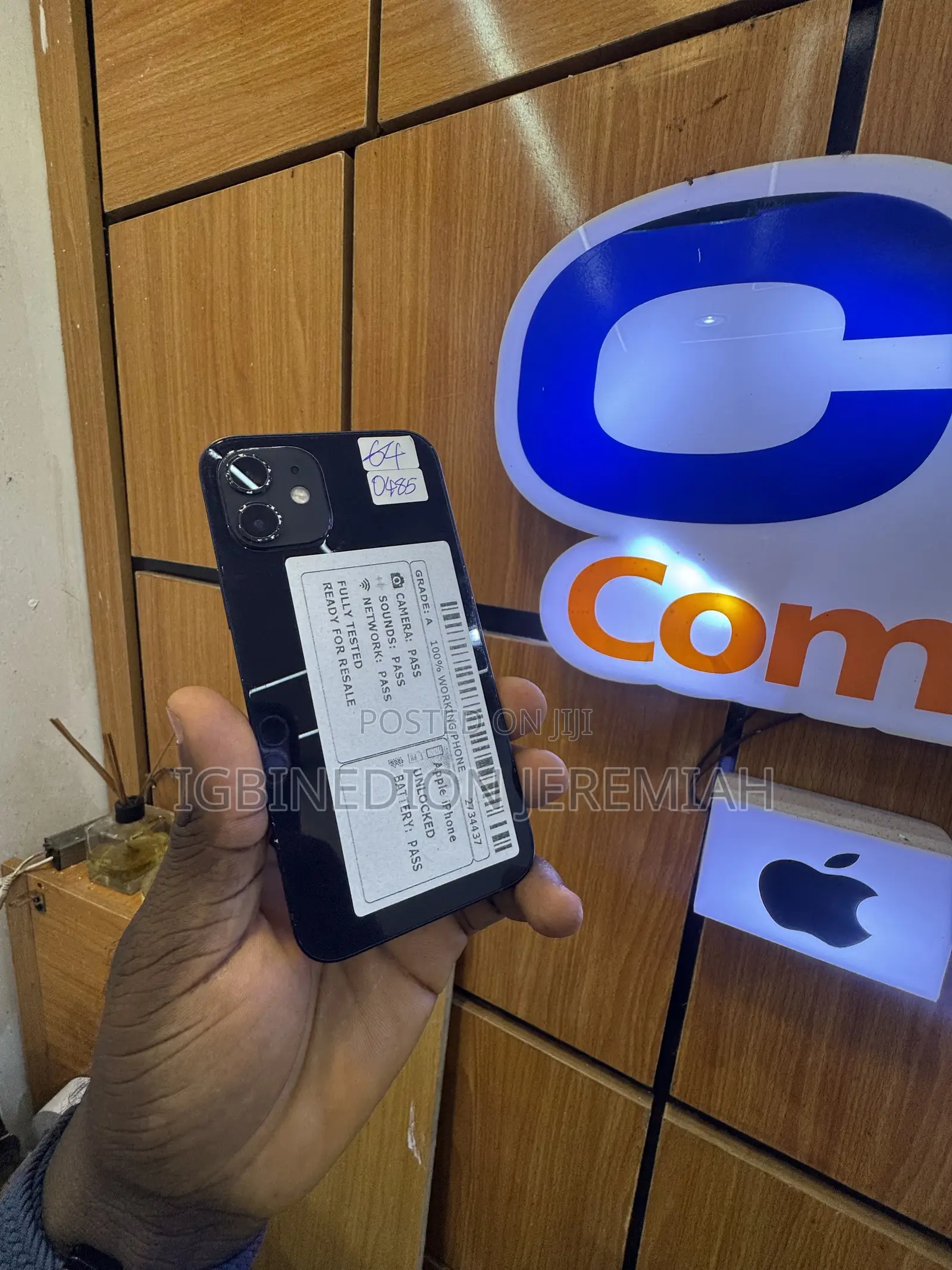 Apple iPhone 12 64 GB Black
