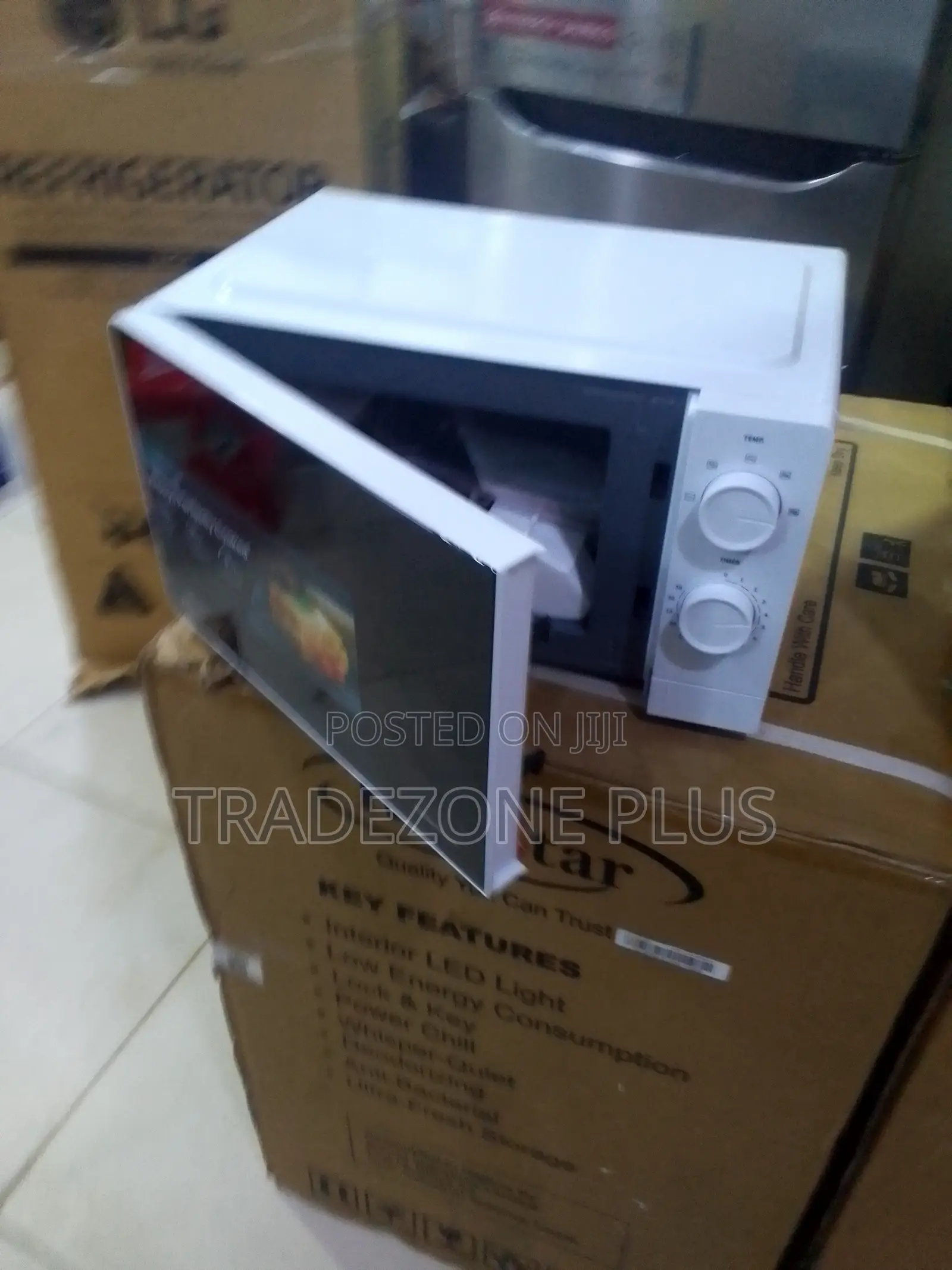 Hisense H20MOWS14 Everyday Kitchen Microwave