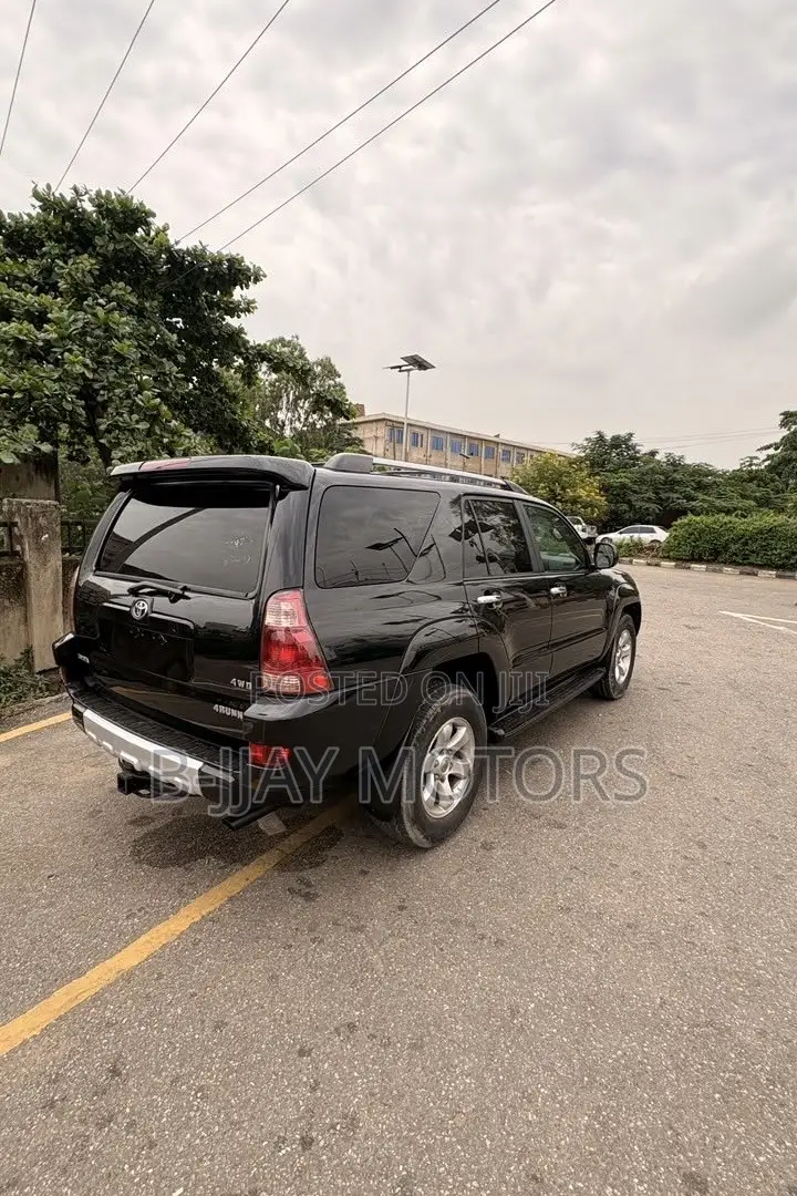Toyota 4-Runner Limited 4x4 V8 2006 Black