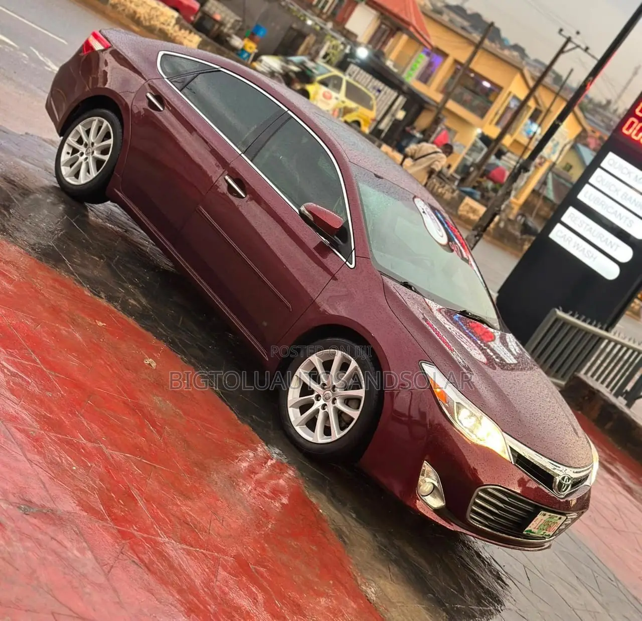 Toyota Avalon Limited 4dr Sedan (3.5L 6cyl 6A) 2014 Red