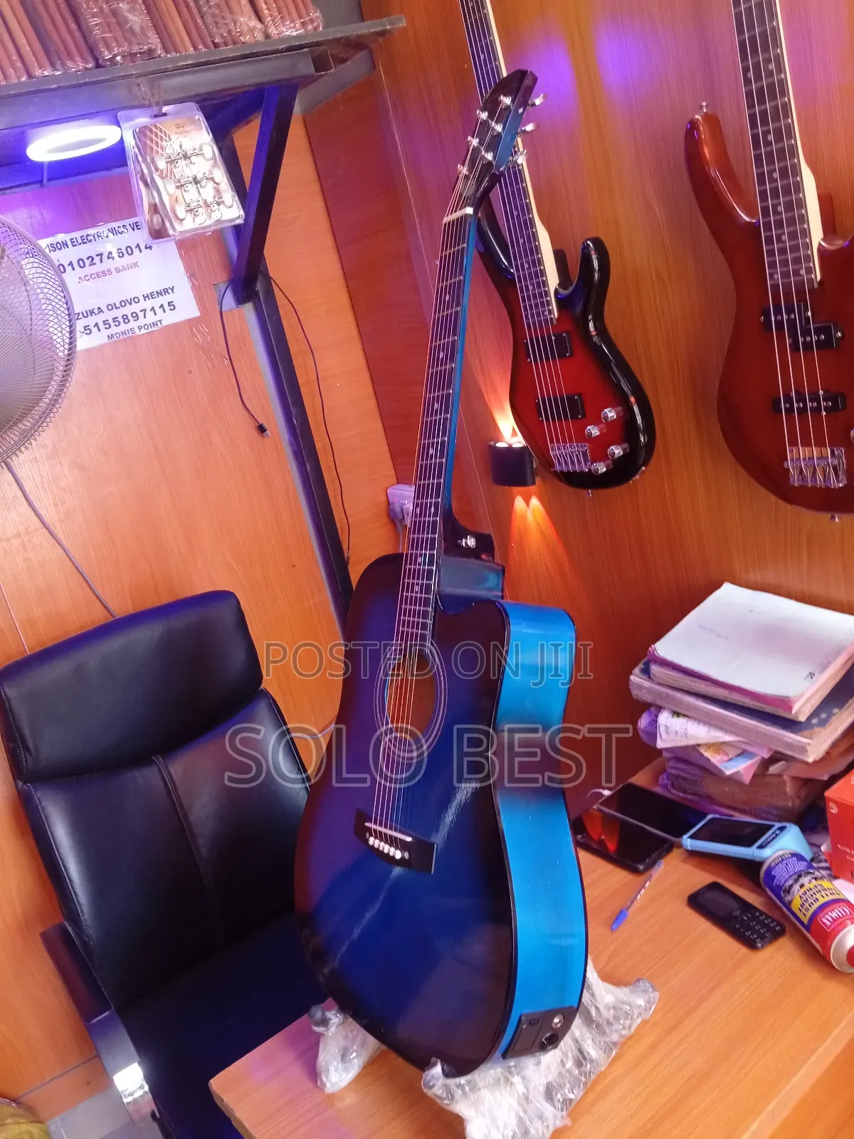 Mini Jumbo Acoustic Guitar -38 Inches