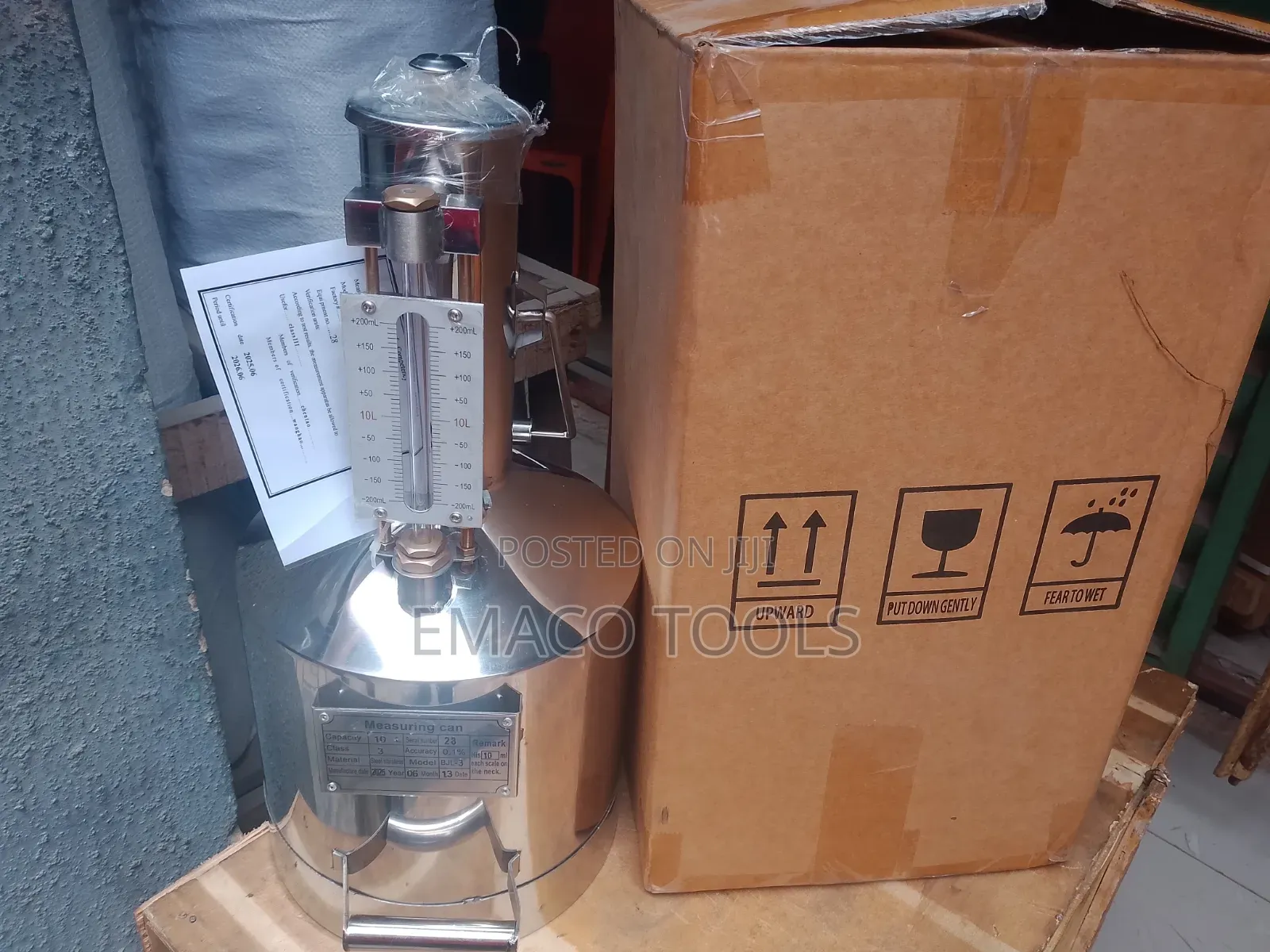 Volumetric Calibration Bucket or a Standard Metal Prover