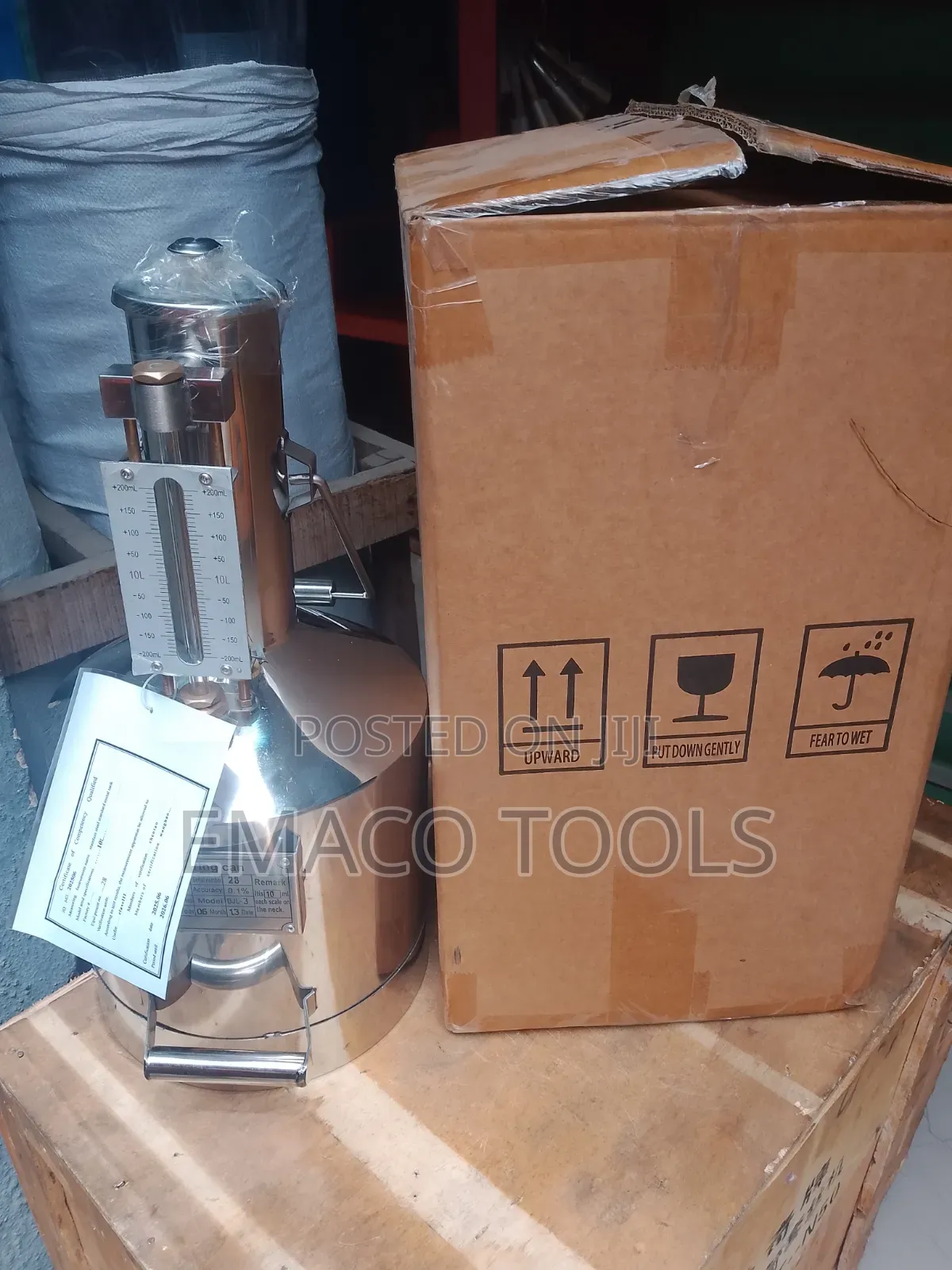 Volumetric Calibration Bucket or a Standard Metal Prover
