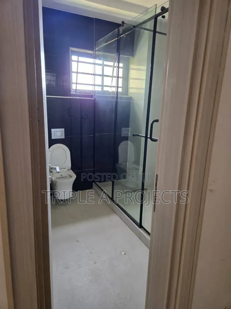 4bdrm Townhouse/Terrace in Katampe (Main) for sale