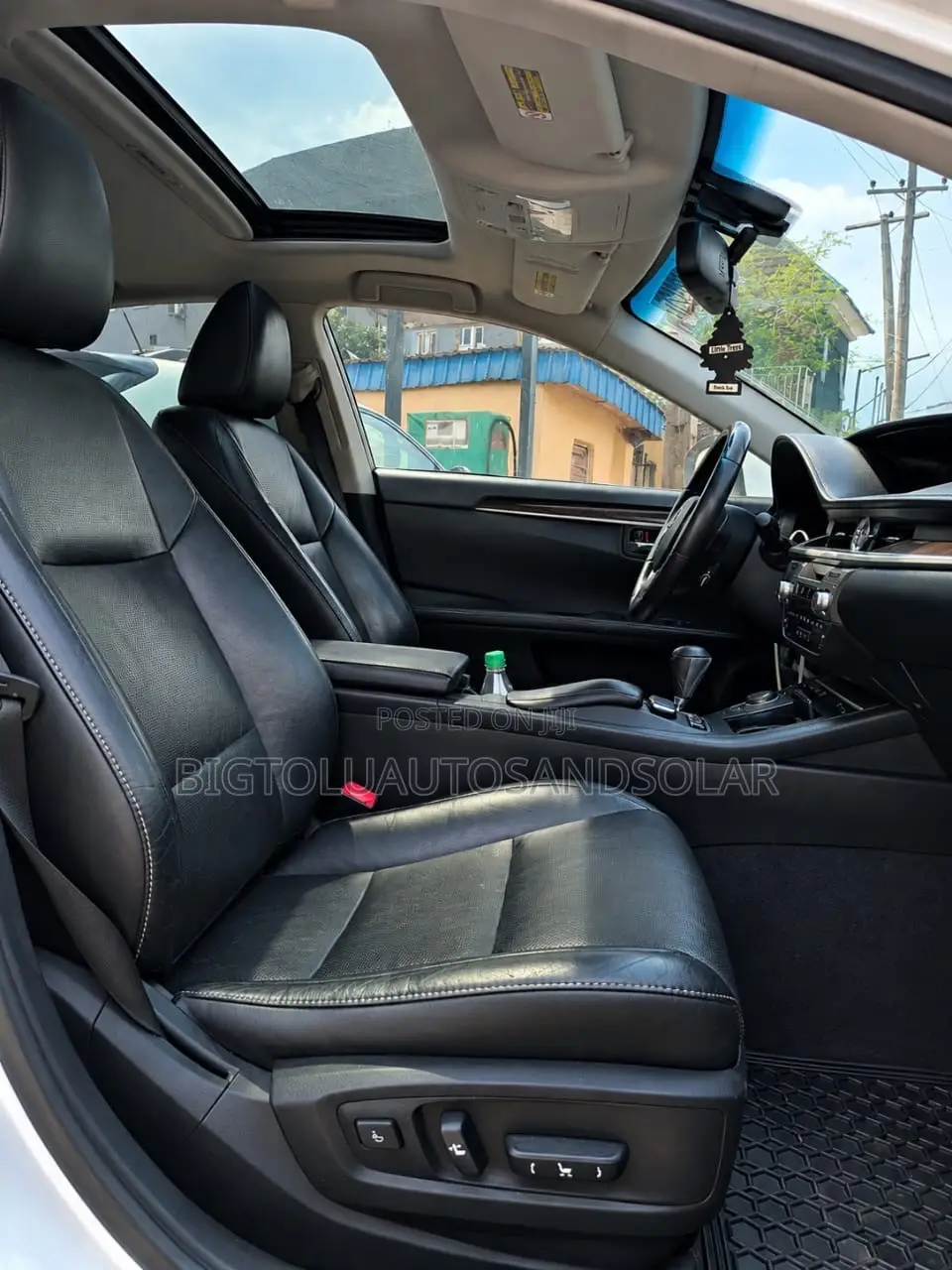 Lexus ES 350 FWD 2015 White