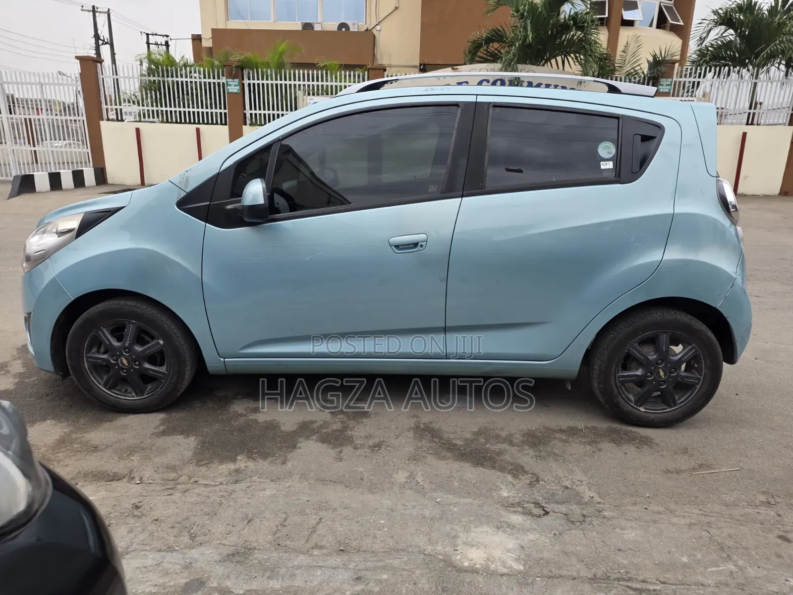 Chevrolet Spark Hatch LT 2011 Green