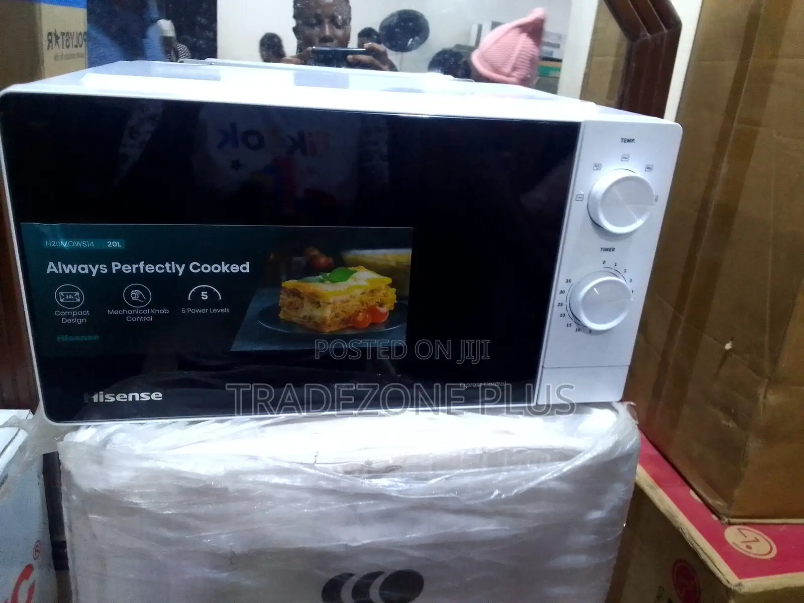 Practical Hisense Microwave Oven for Busy Households